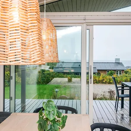 Дом отдыха 6 Person In Ronde-by Traum Рённе