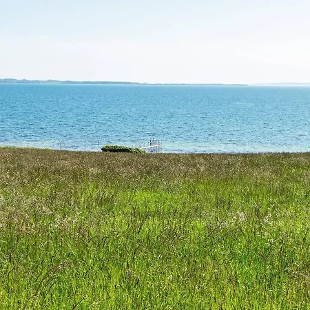 Дом отдыха 6 Person In Ronde-by Traum